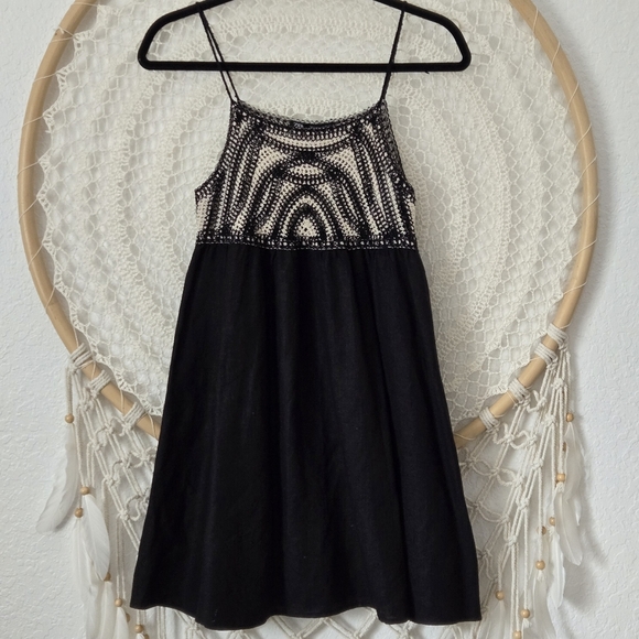 Zara Babydoll Linen Blend Crochet Mini Dress Black - Picture 3 of 8